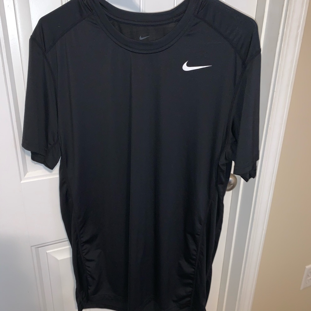 Black Nike dri-fit